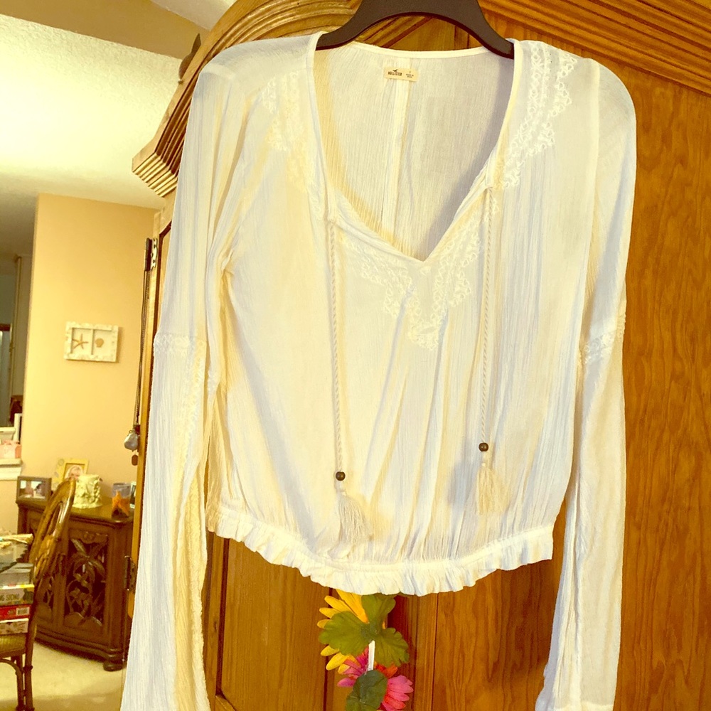 Soft, bell sleeve top